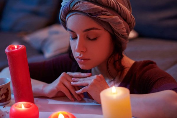 Qui doit promouvoir la paix ?