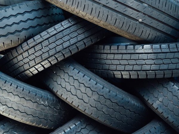 Comment trouver le pneu idéal pour votre Renault Clio 2 ?
